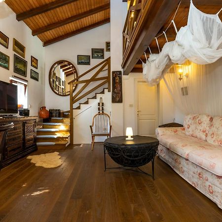 הוילה מאלי לוסיניי Stone House Retreat מראה חיצוני תמונה
