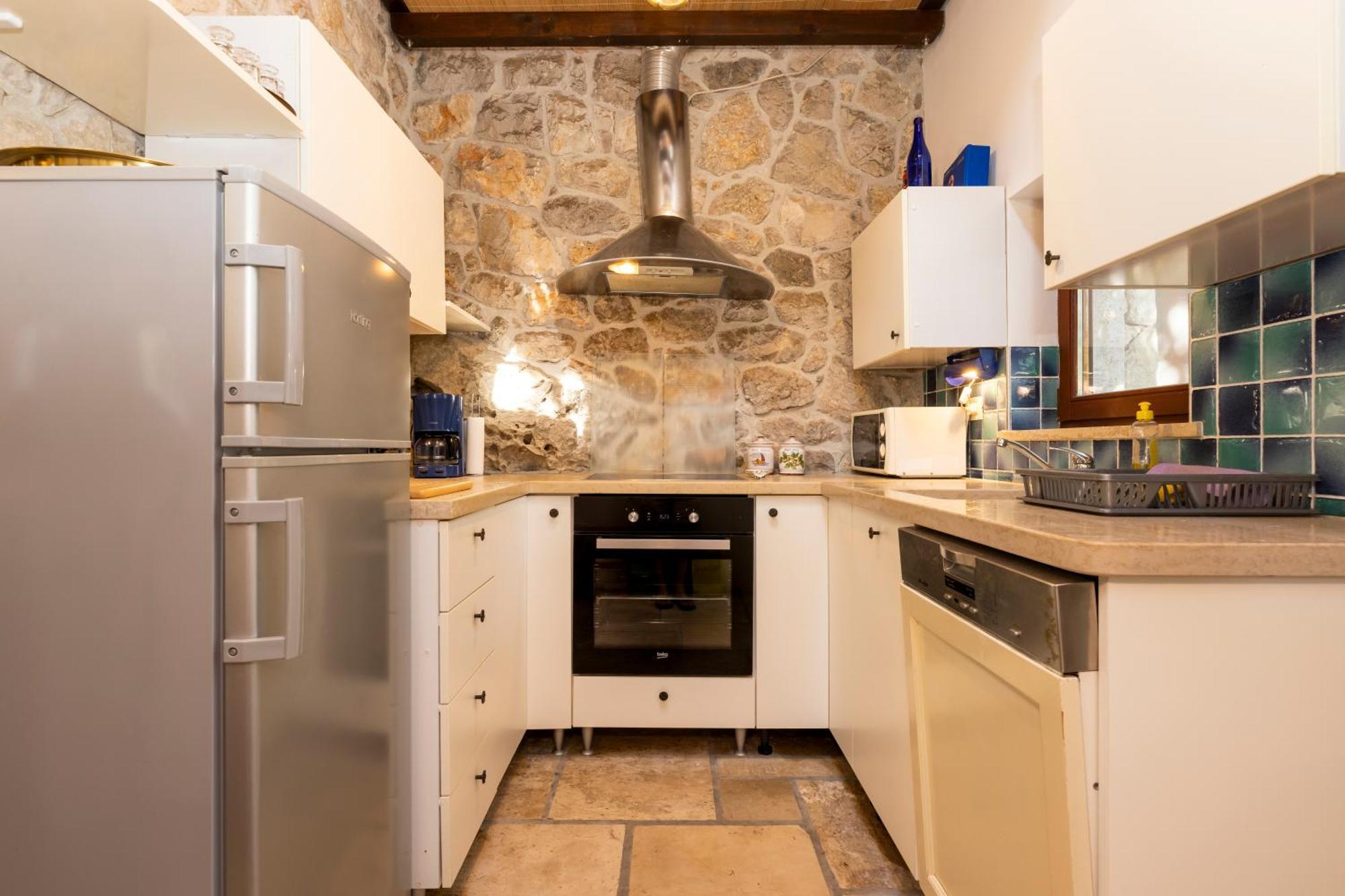 הוילה מאלי לוסיניי Stone House Retreat מראה חיצוני תמונה