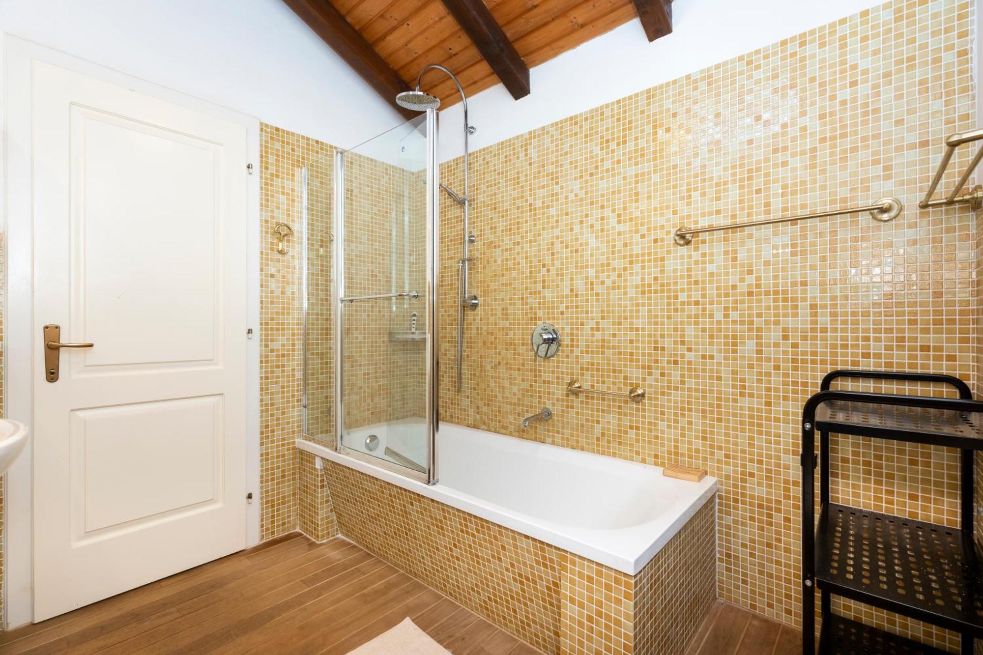 הוילה מאלי לוסיניי Stone House Retreat מראה חיצוני תמונה