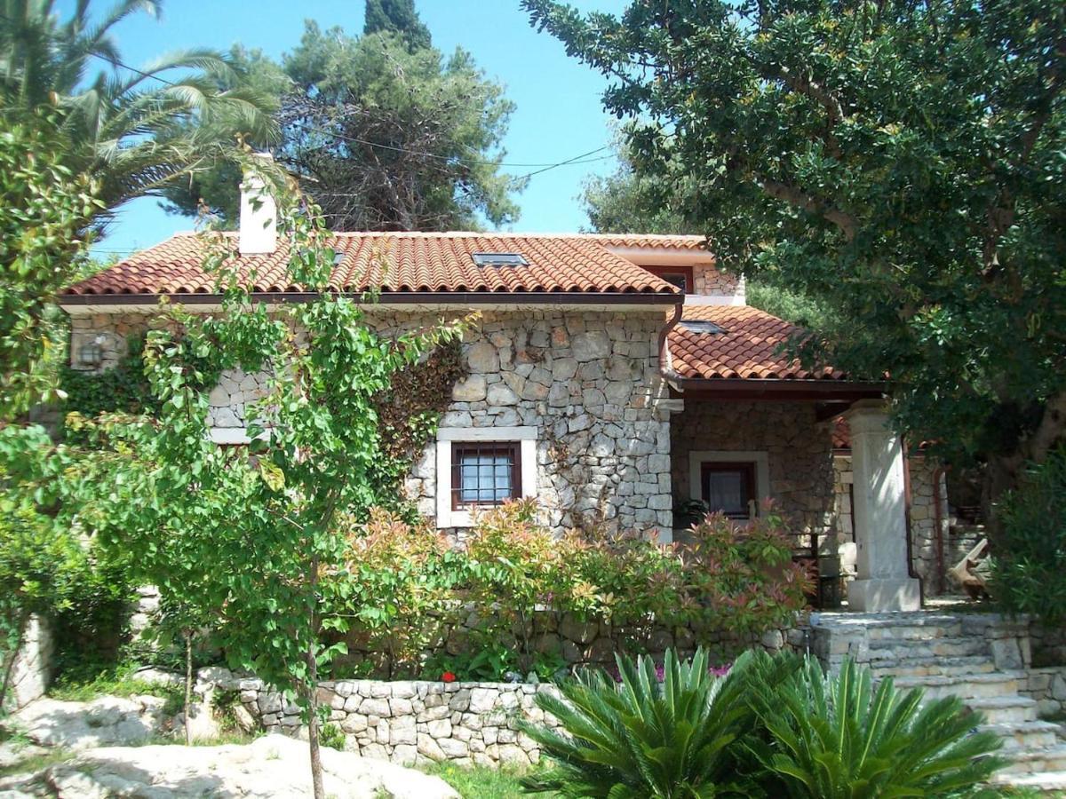 הוילה מאלי לוסיניי Stone House Retreat מראה חיצוני תמונה